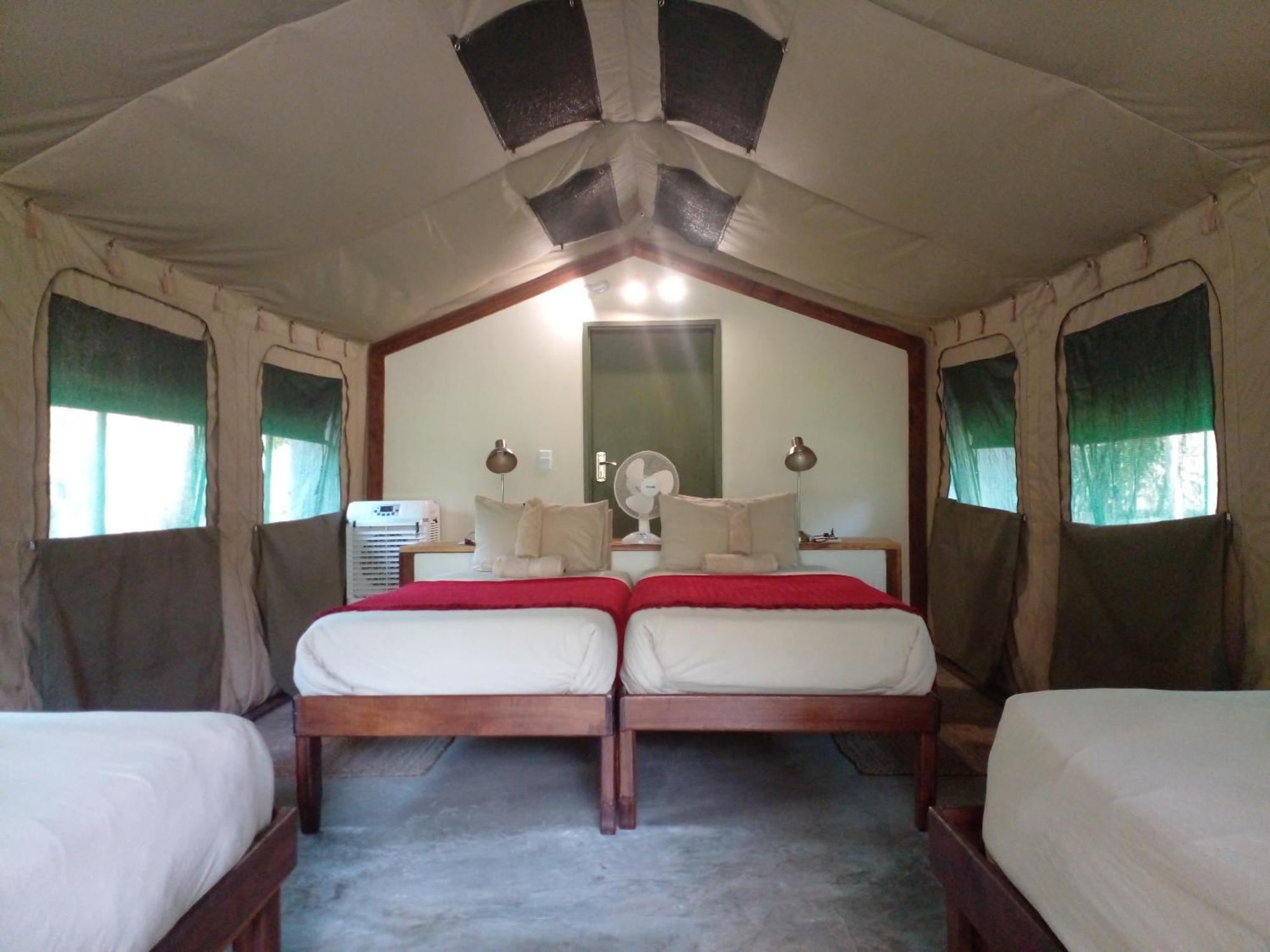 Zambezi Mubala Camp Hotel Katima Mulilo Szoba fotó